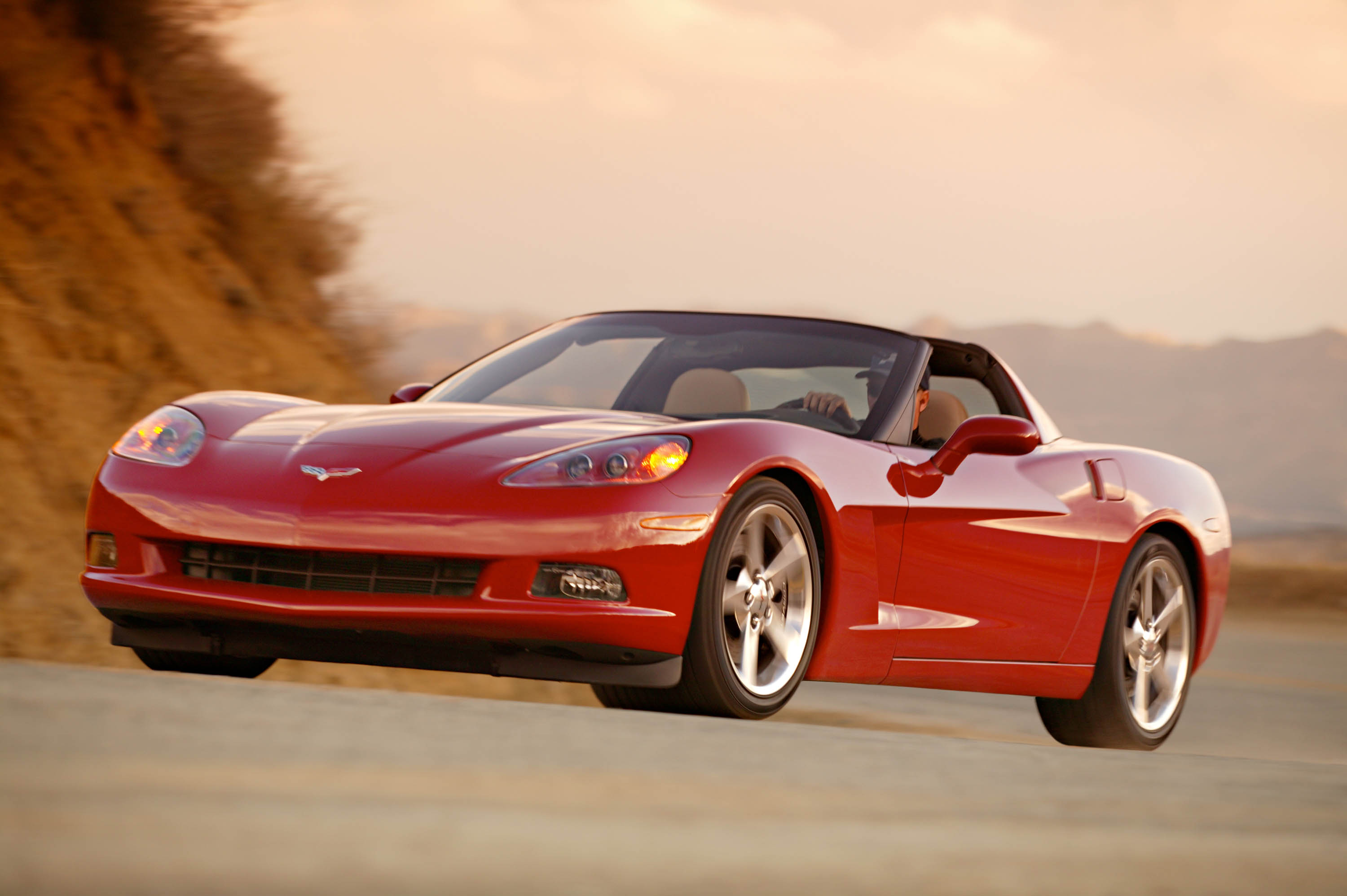 2007 Chevy C6 General Motors Corvette.jpg