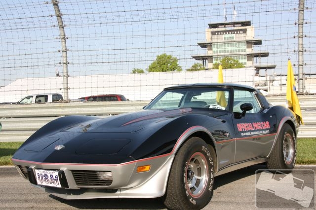 Chevrolet Corvette 1978 Pacecar.jpg