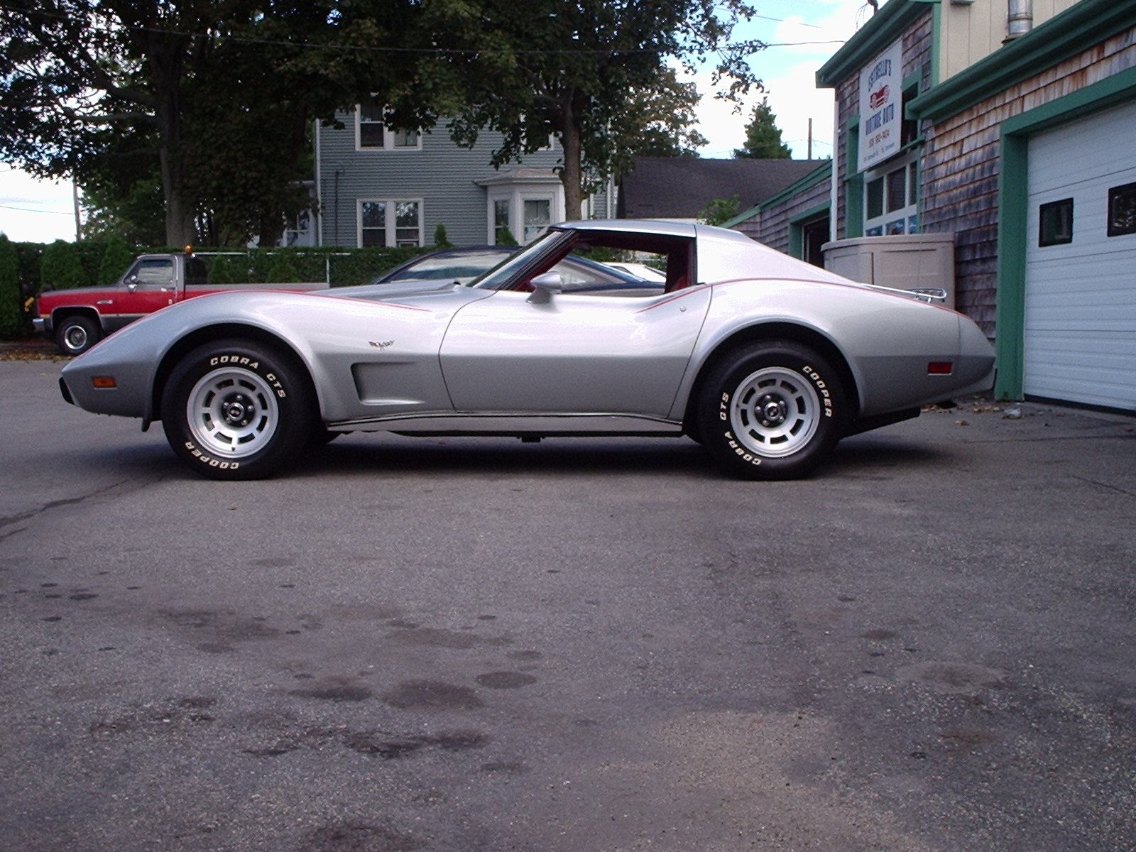 Chevrolet Corvette C3 1977.jpg