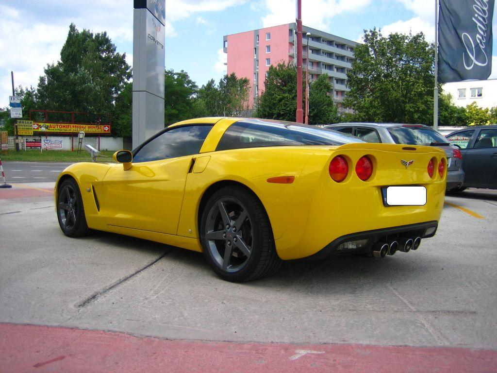 Chevrolet Corvette C6 V8 6.0 - 1.jpg